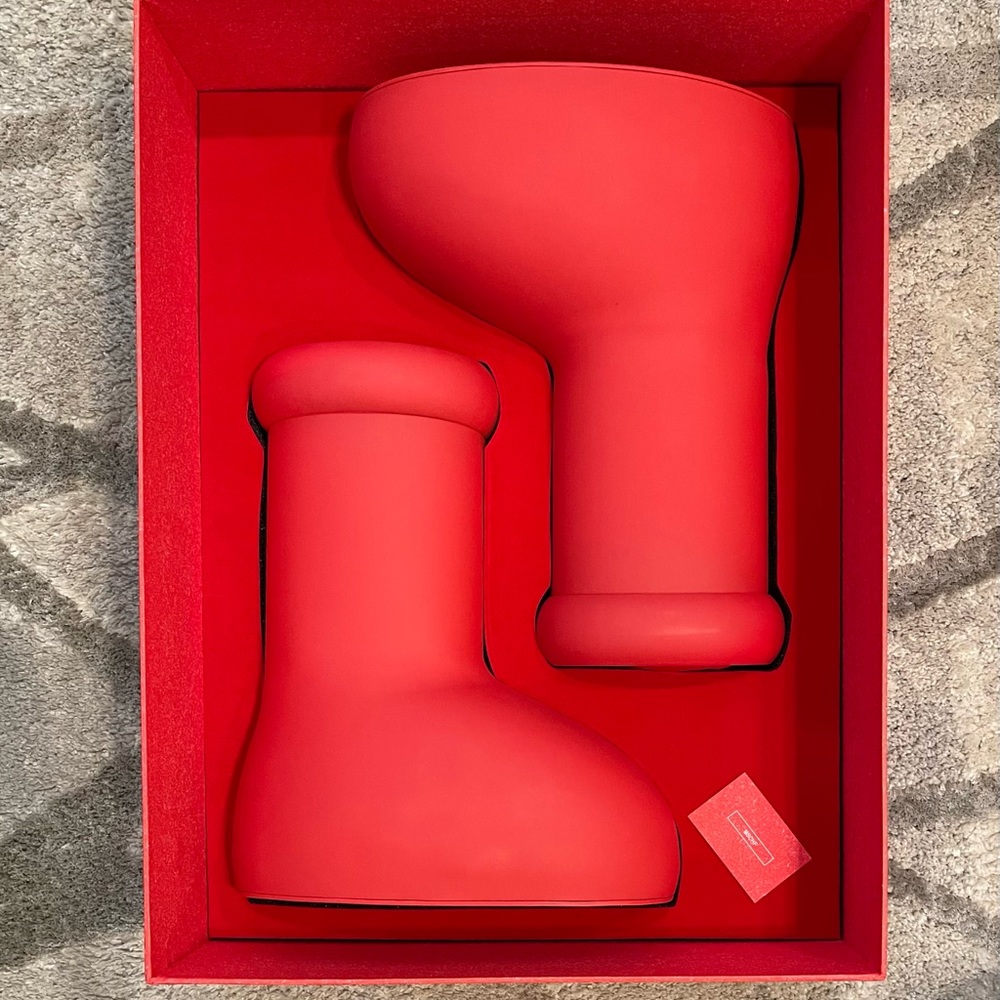 MSCHF BIG RED BOOTS.